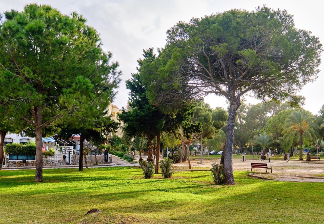 Family Bungalow La Zenia Beach Dehesa de Campoamor  Zewnętrze zdjęcie